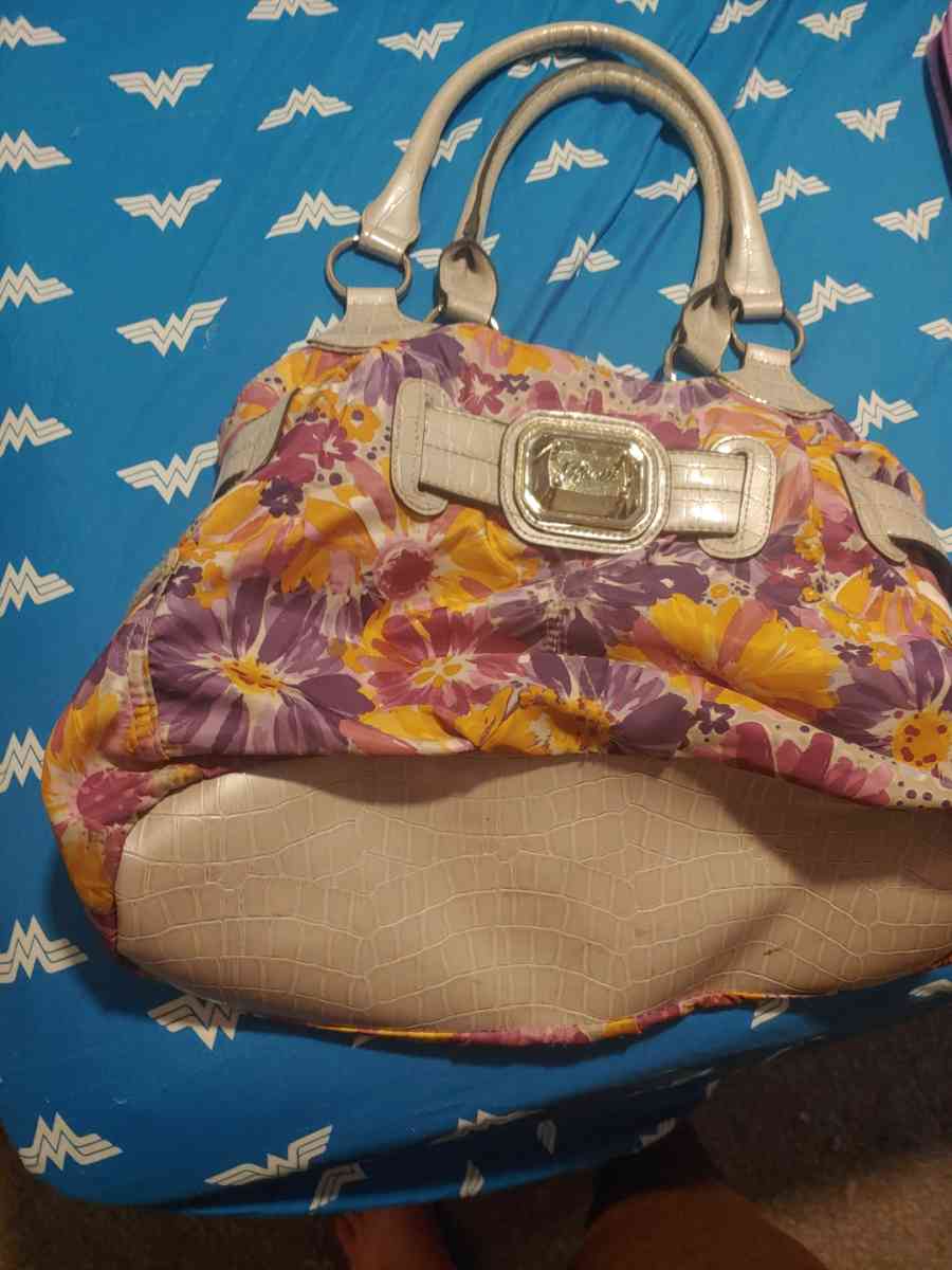 purse - Commerce City, Colorado