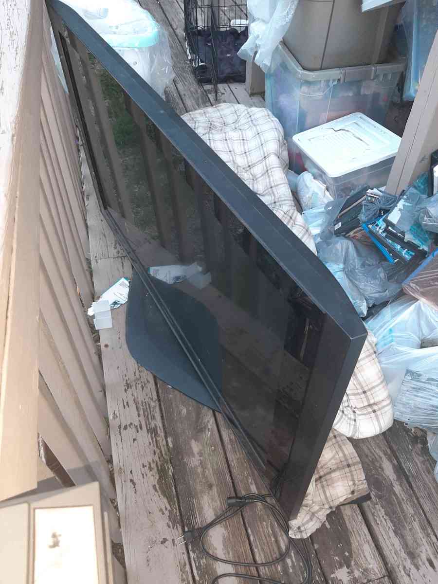 50plasma TV set works great - Milton Center, Ohio - FleaMarketBay