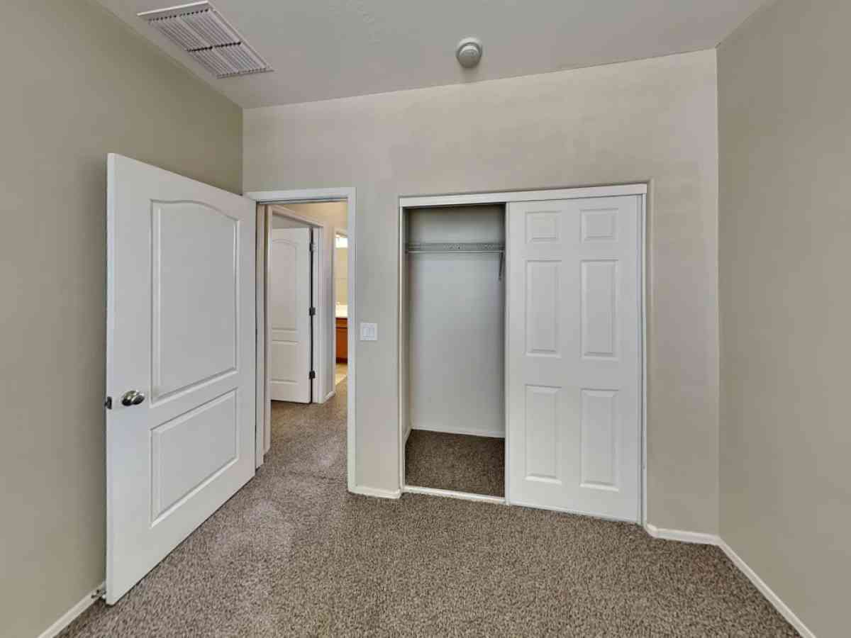 House for rent - Alpine, Arizona - FleaMarketBay