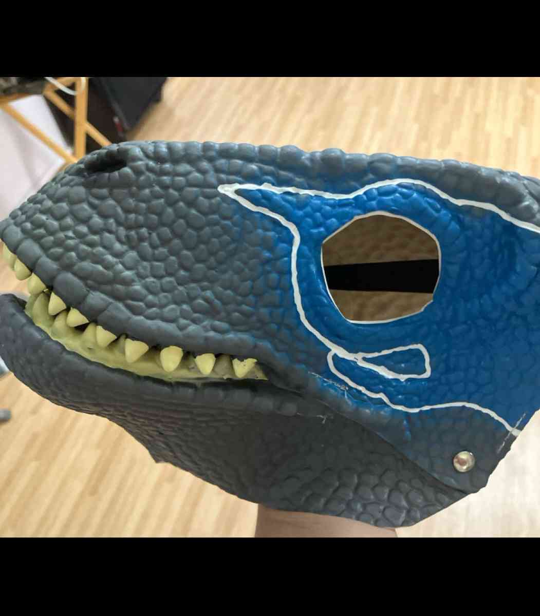 adult dinosaurs mas - Grand Terrace, California