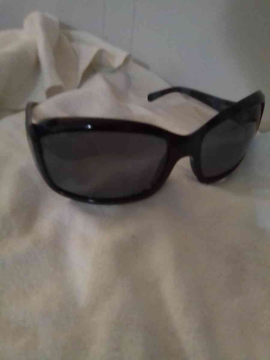 Womens Kaenon Lunada sunglasses - Prescott, Arizona - FleaMarketBay