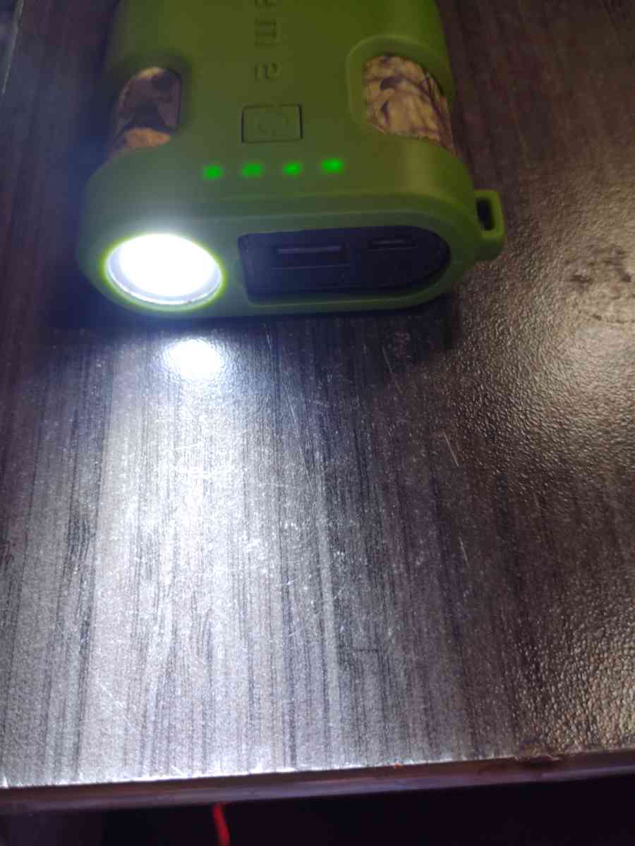 Power bank Extreme Mossy oak battery charger - Denton, Texas - FleaMarketBay