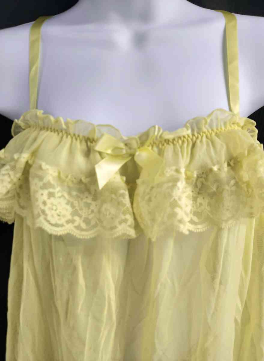 Victorias Secret Yellow Mesh Ruffled Babydoll Matching Botto - Kenner, Louisiana - FleaMarketBay
