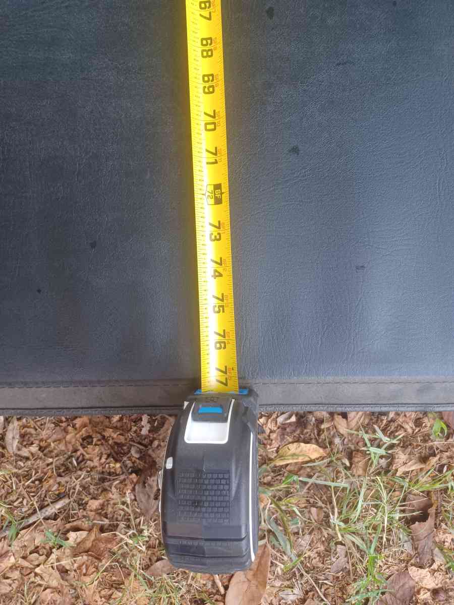 Black Truck Bed Cover - Mansfield, Texas - FleaMarketBay