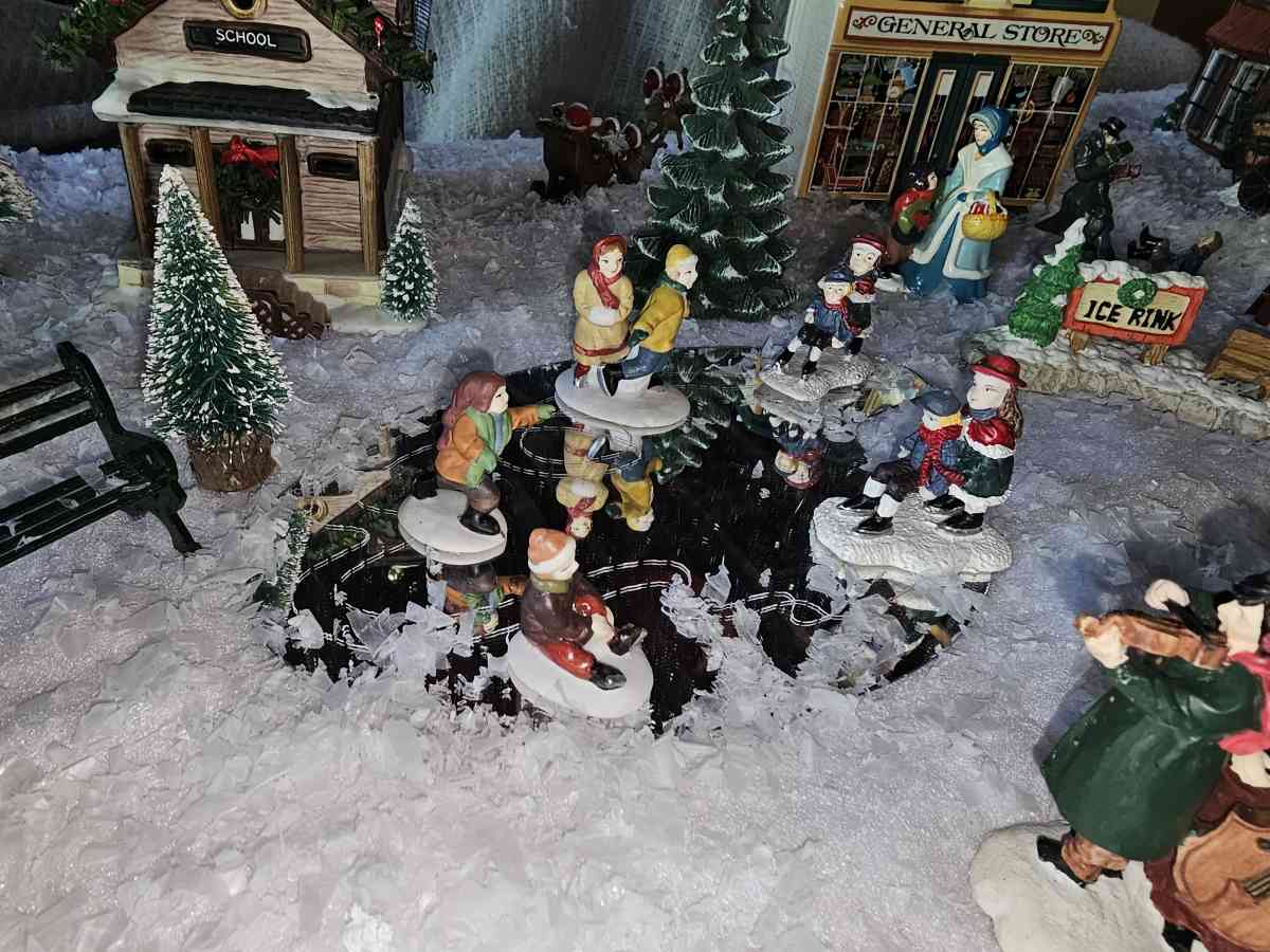 Vintage Christmas Village - Fremont, Michigan - FleaMarketBay