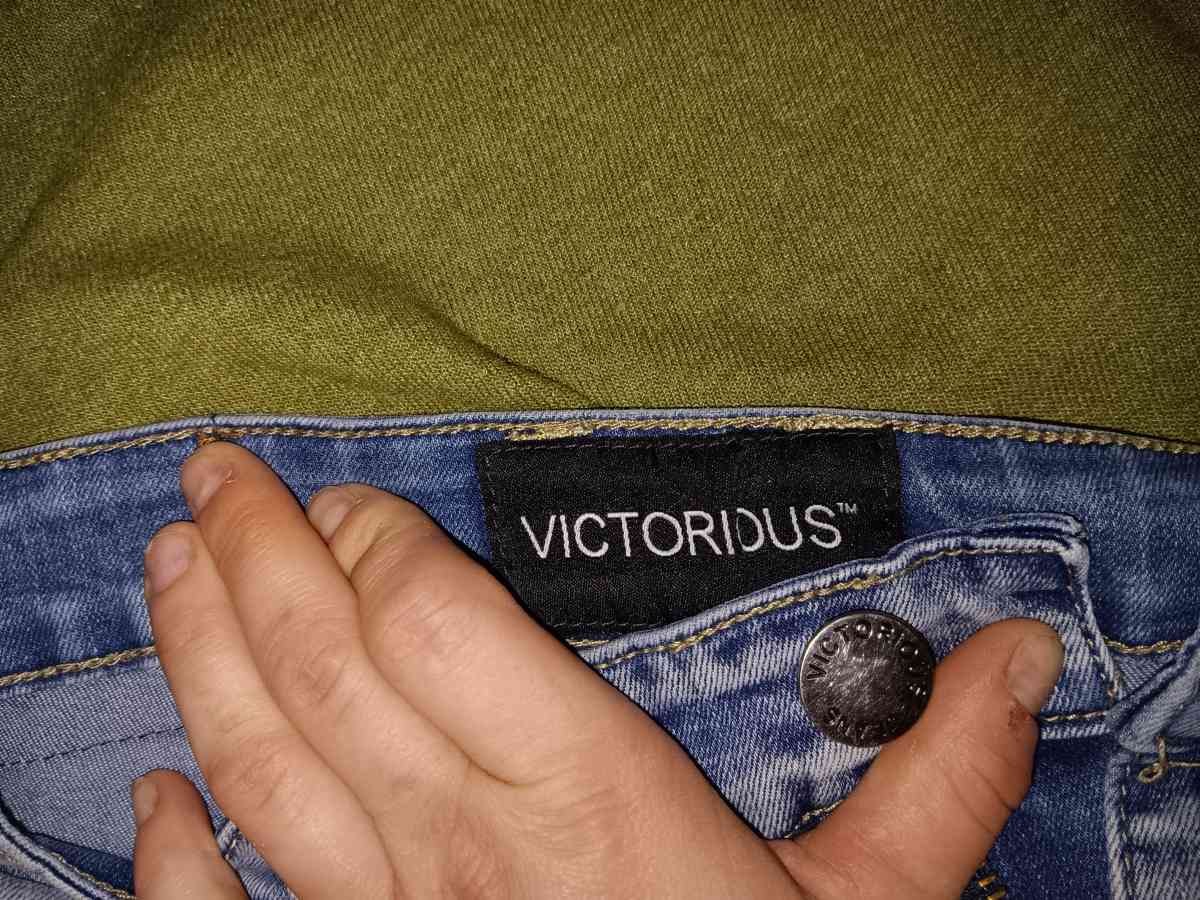 Victorious Skinny Jeans
