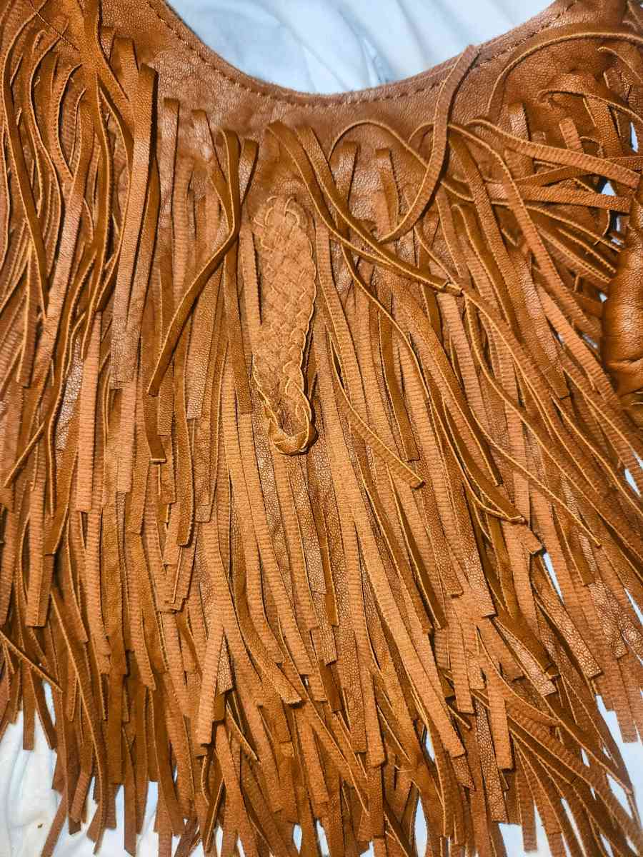 Leather crossbows tussle hand bag - Buford, Georgia - FleaMarketBay