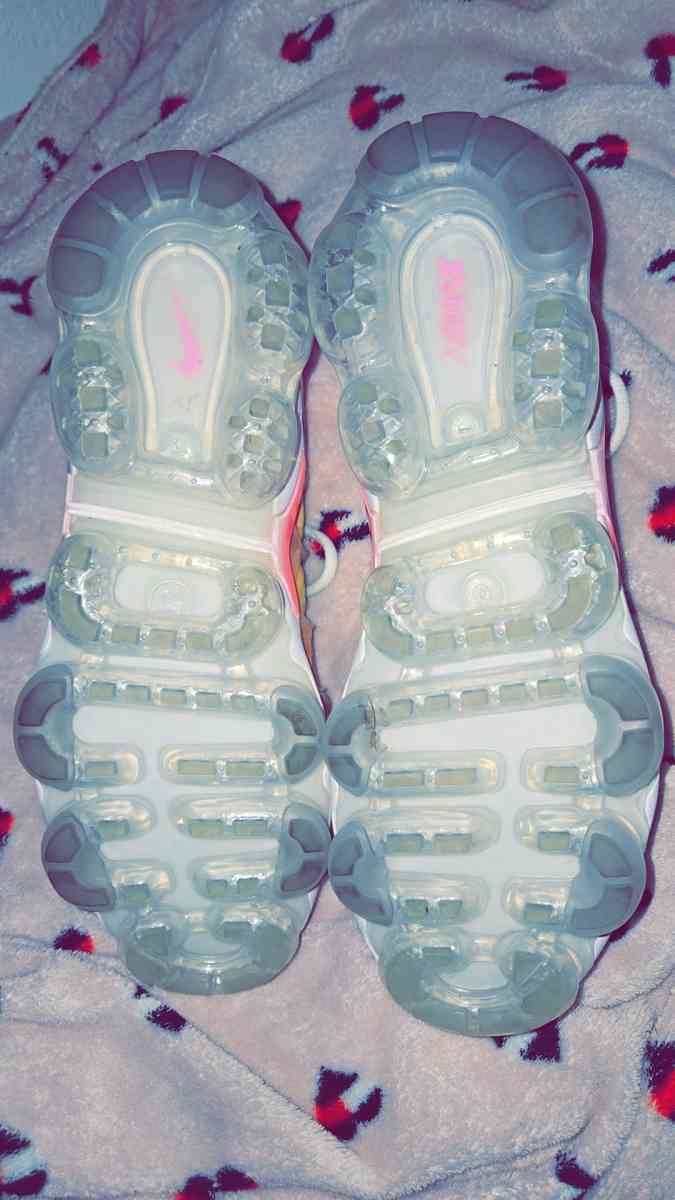 Nike Air Vapormax - Fresno, California - FleaMarketBay