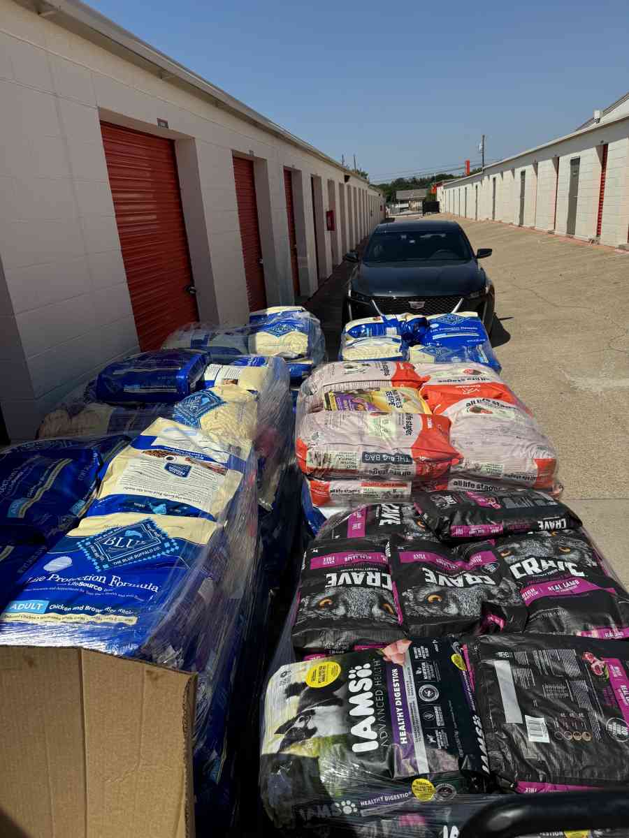 Premium Dog Food Bags - Dallas, Texas - FleaMarketBay