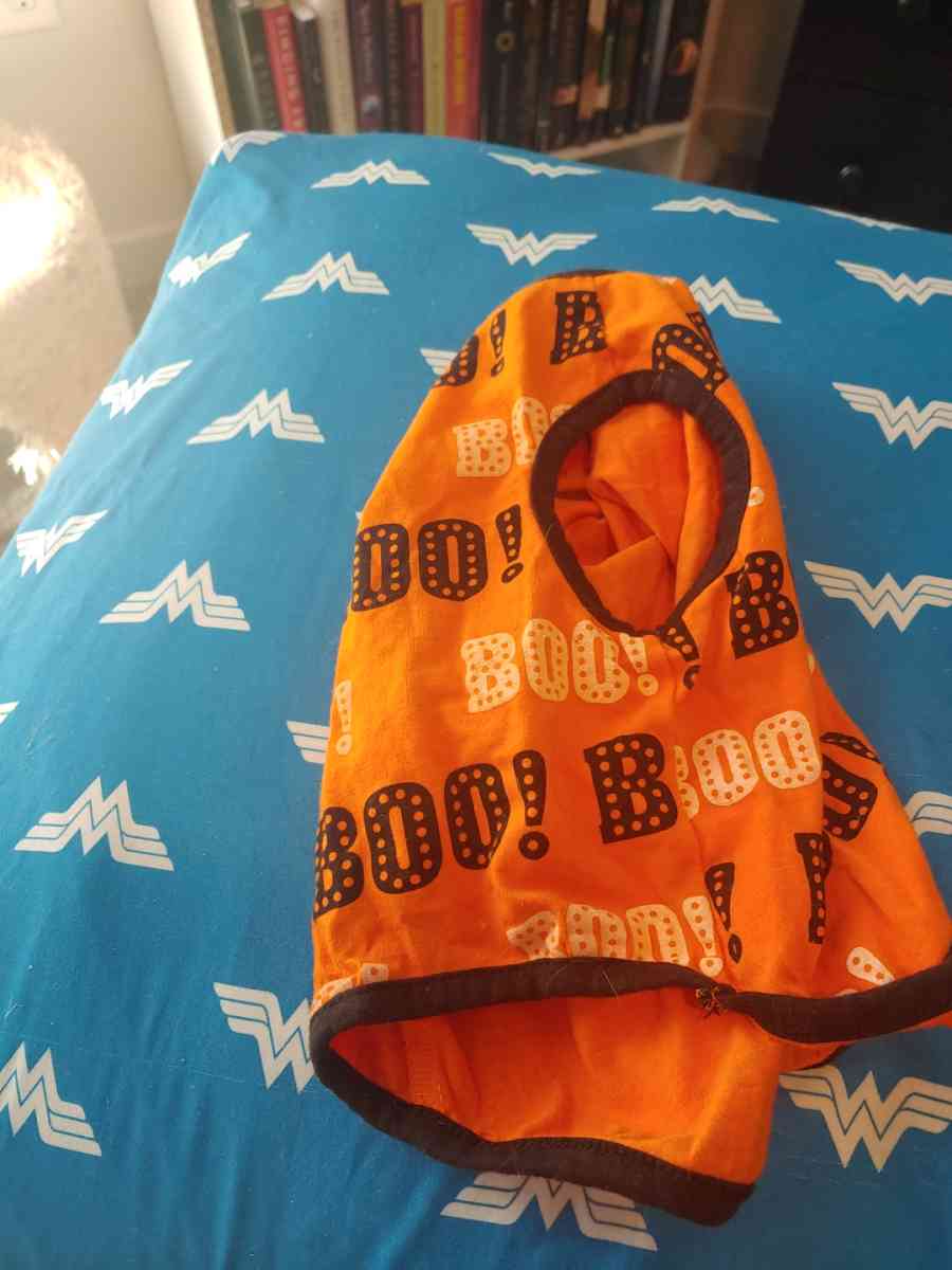 Halloween shirt - Commerce City, Colorado - FleaMarketBay