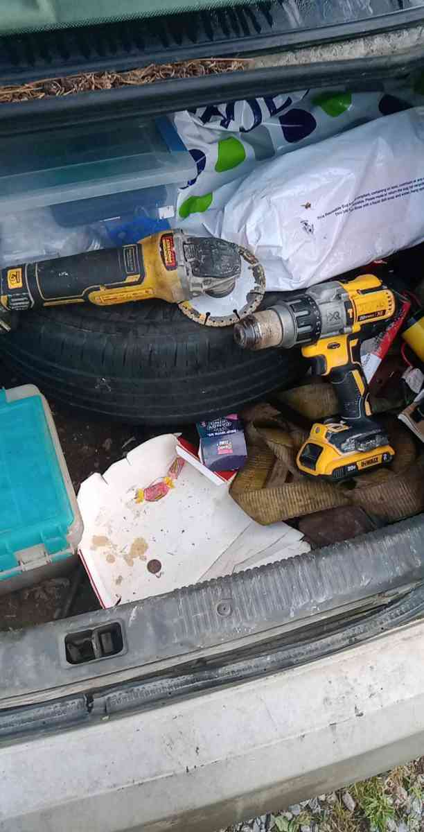 DeWalt Tools - Coeburn, Virginia - FleaMarketBay