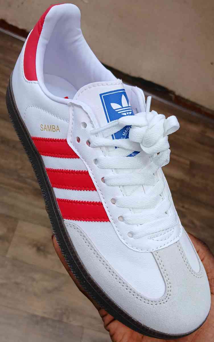 Sneakers - Jonesboro, Georgia - FleaMarketBay