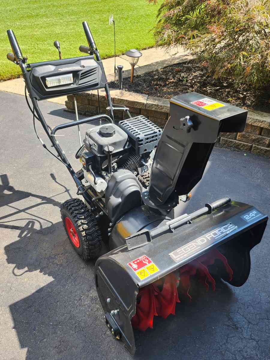 Legend Force Snow Blower