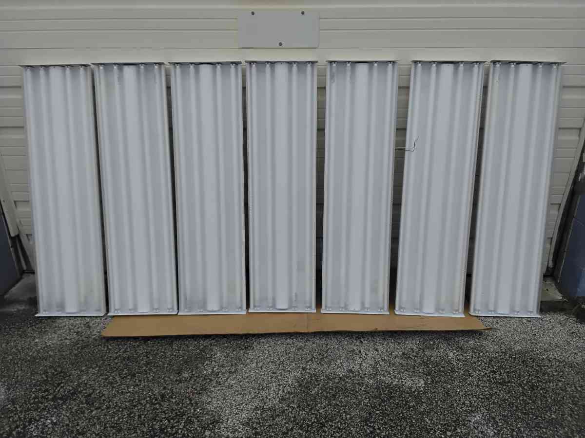 Nice White Commercial Lighting Uints 54 X 14 Like New - Williamstown, New Jersey