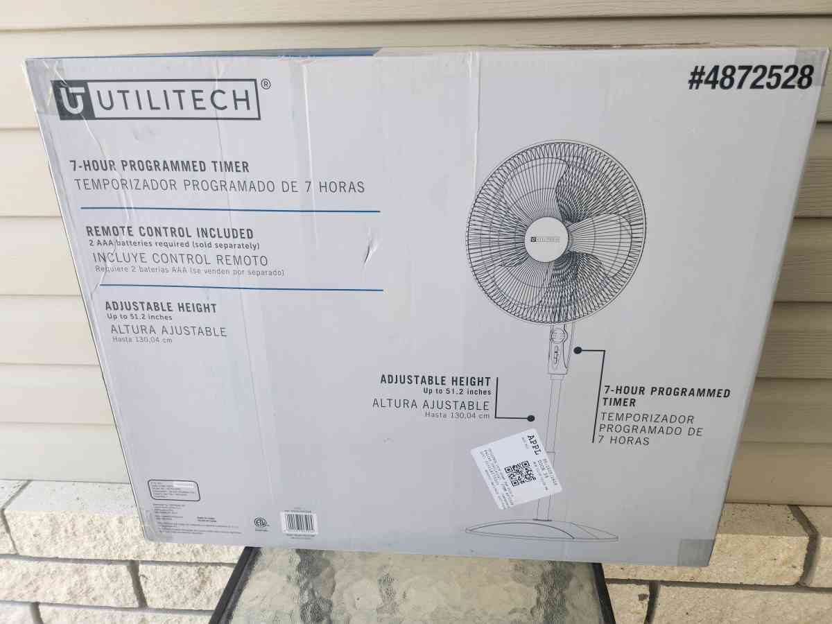 Utilitech 18 Inch Pedestal Fan - Homosassa, Florida - FleaMarketBay
