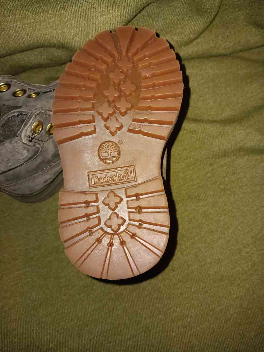 Baby Timbs - Independence, Missouri - FleaMarketBay