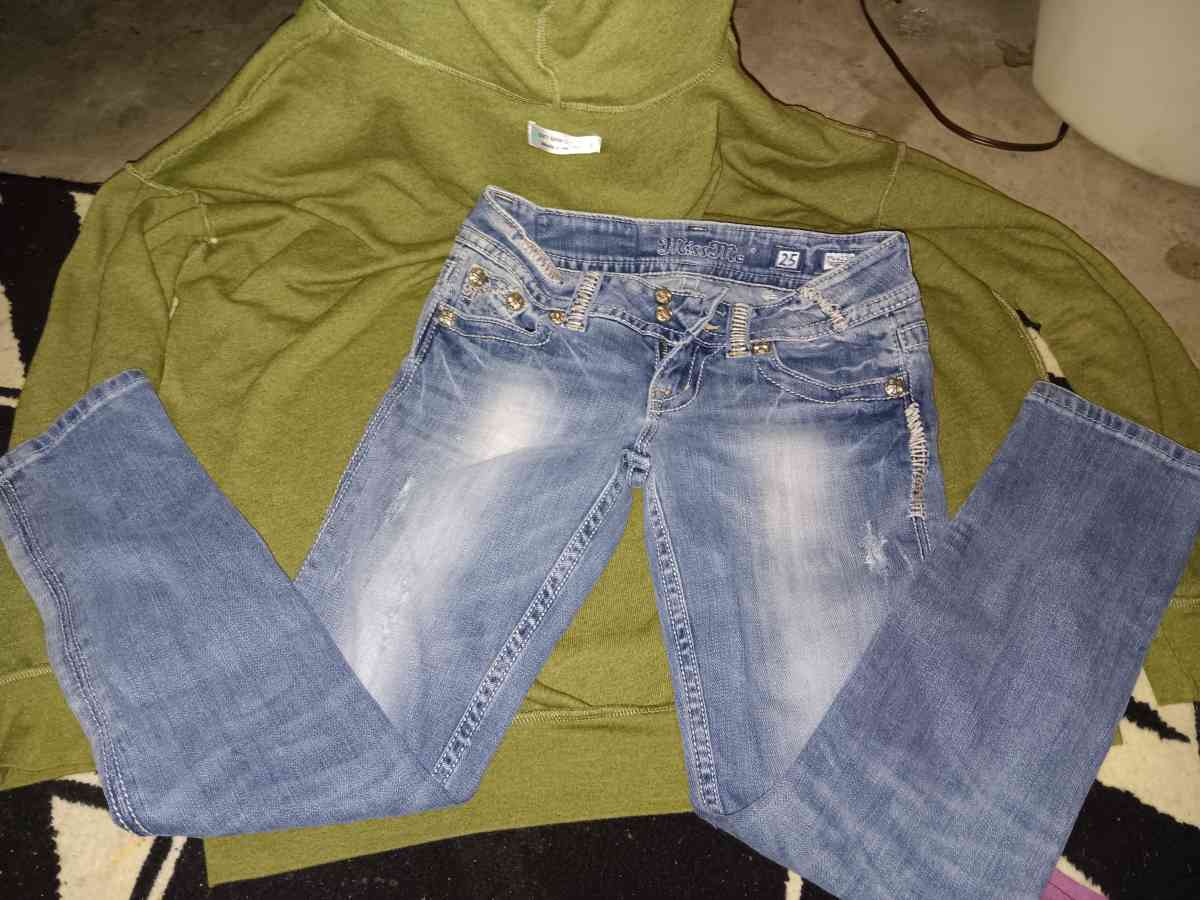 Miss Me Jeans - Independence, Missouri - FleaMarketBay