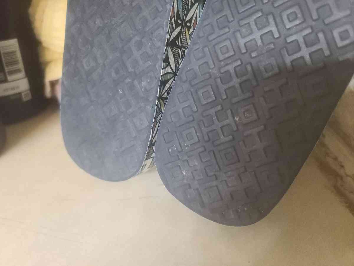 tory burch sandals size 8 - Phoenix, Arizona - FleaMarketBay