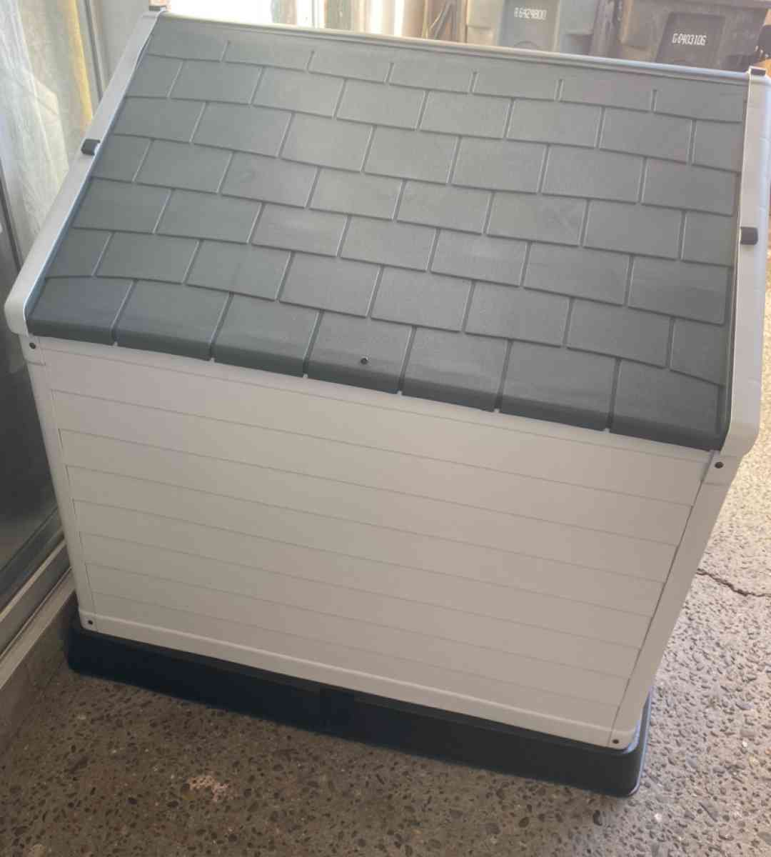 dog house - Salinas, California - FleaMarketBay