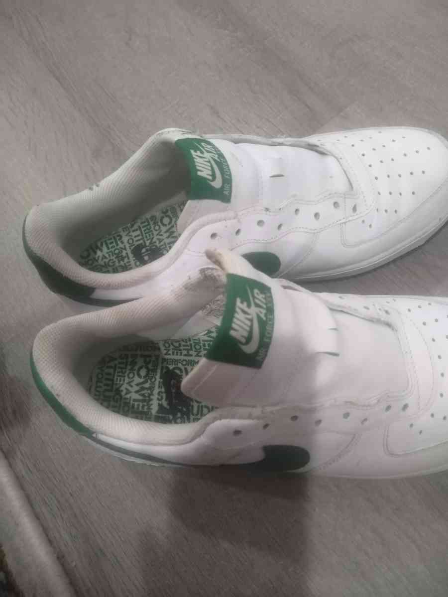 Nike shoes - Achilles, Virginia - FleaMarketBay