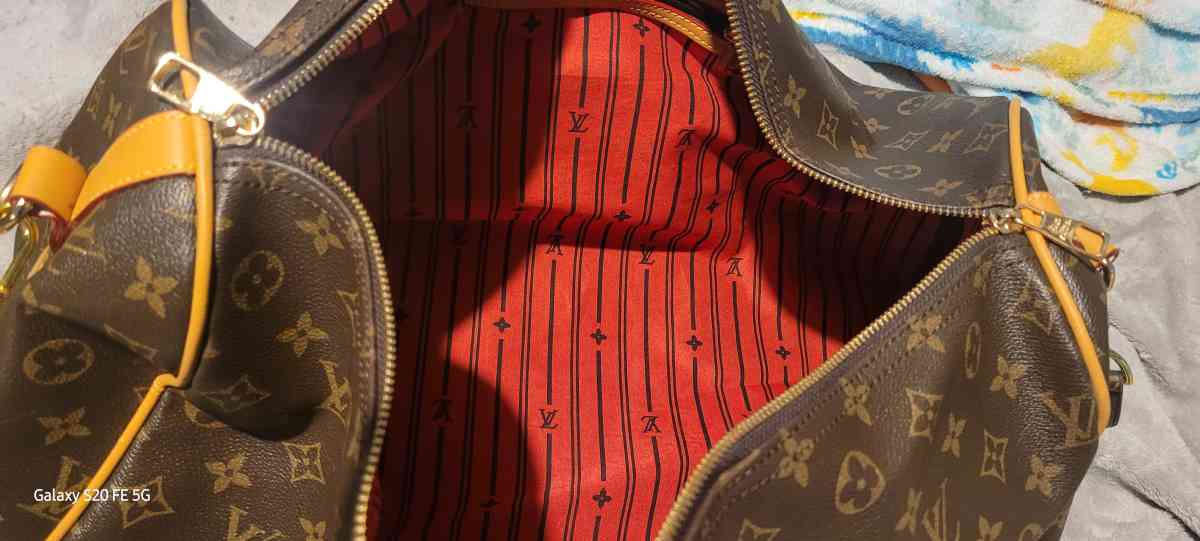 purse wallet an bag - Lucedale, Mississippi - FleaMarketBay