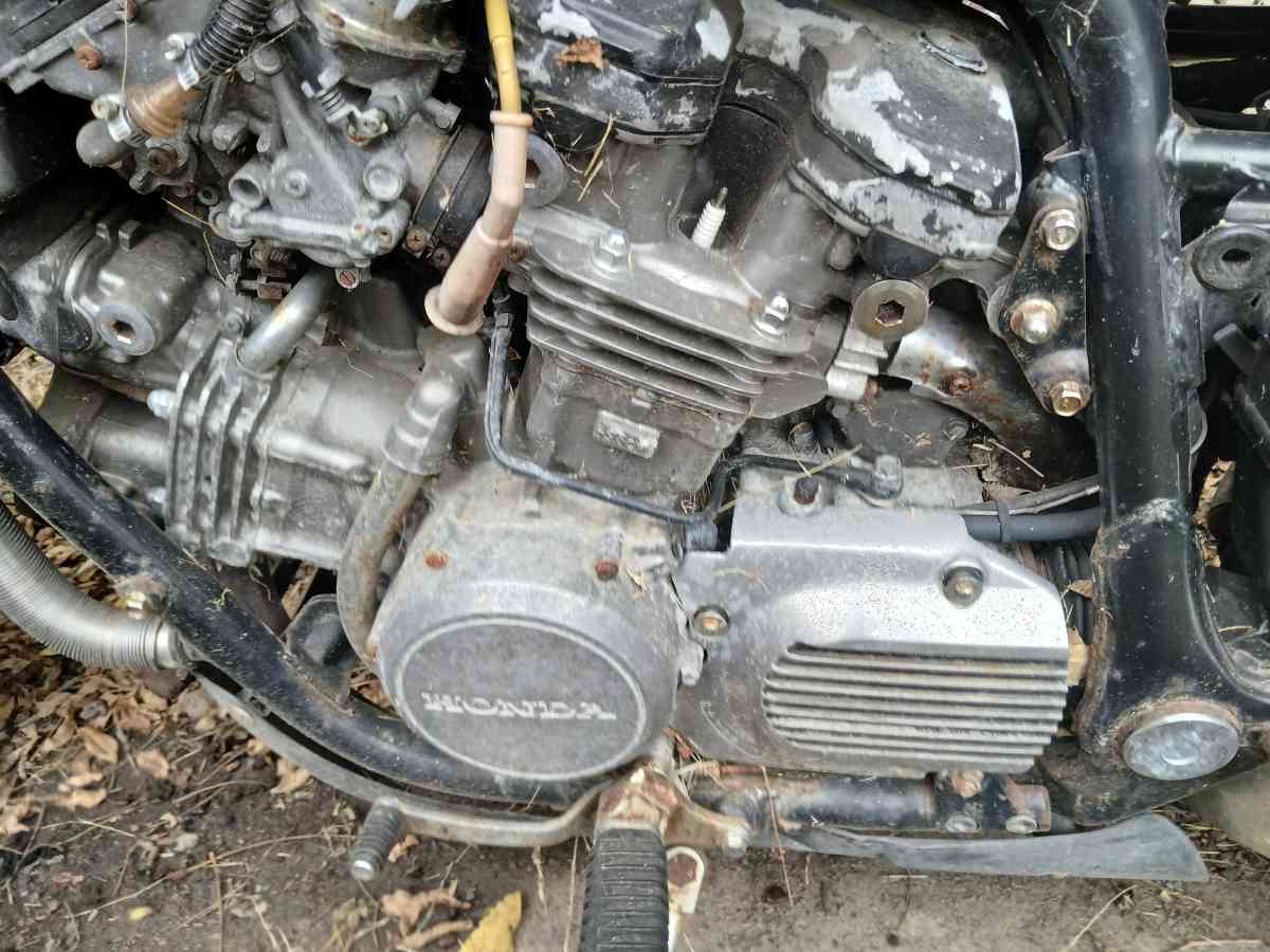 1988 honda magna motorcycle  sold as is - Dayton, Ohio - FleaMarketBay