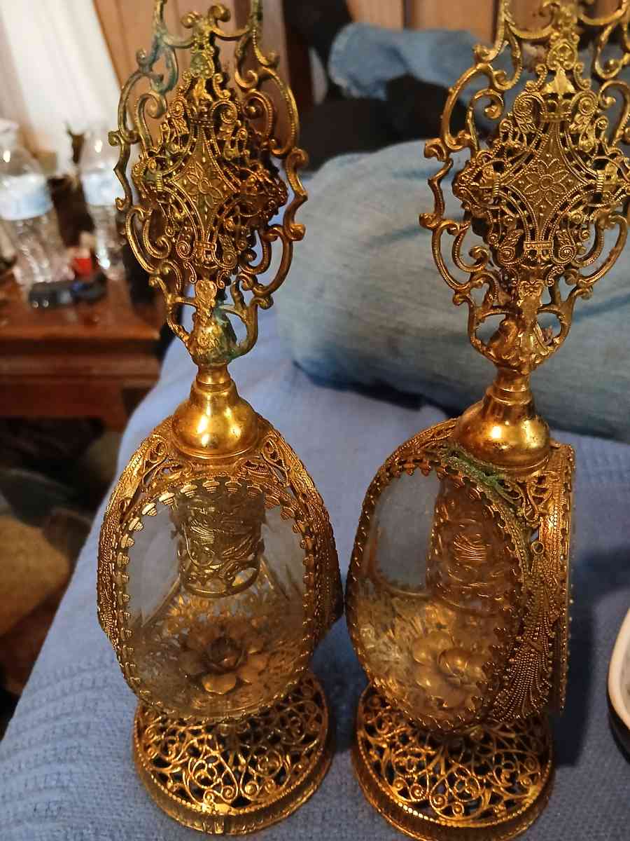 Vintage filigree brass metal ormolu rose Vanity Perfumes - Dyersburg, Tennessee - FleaMarketBay