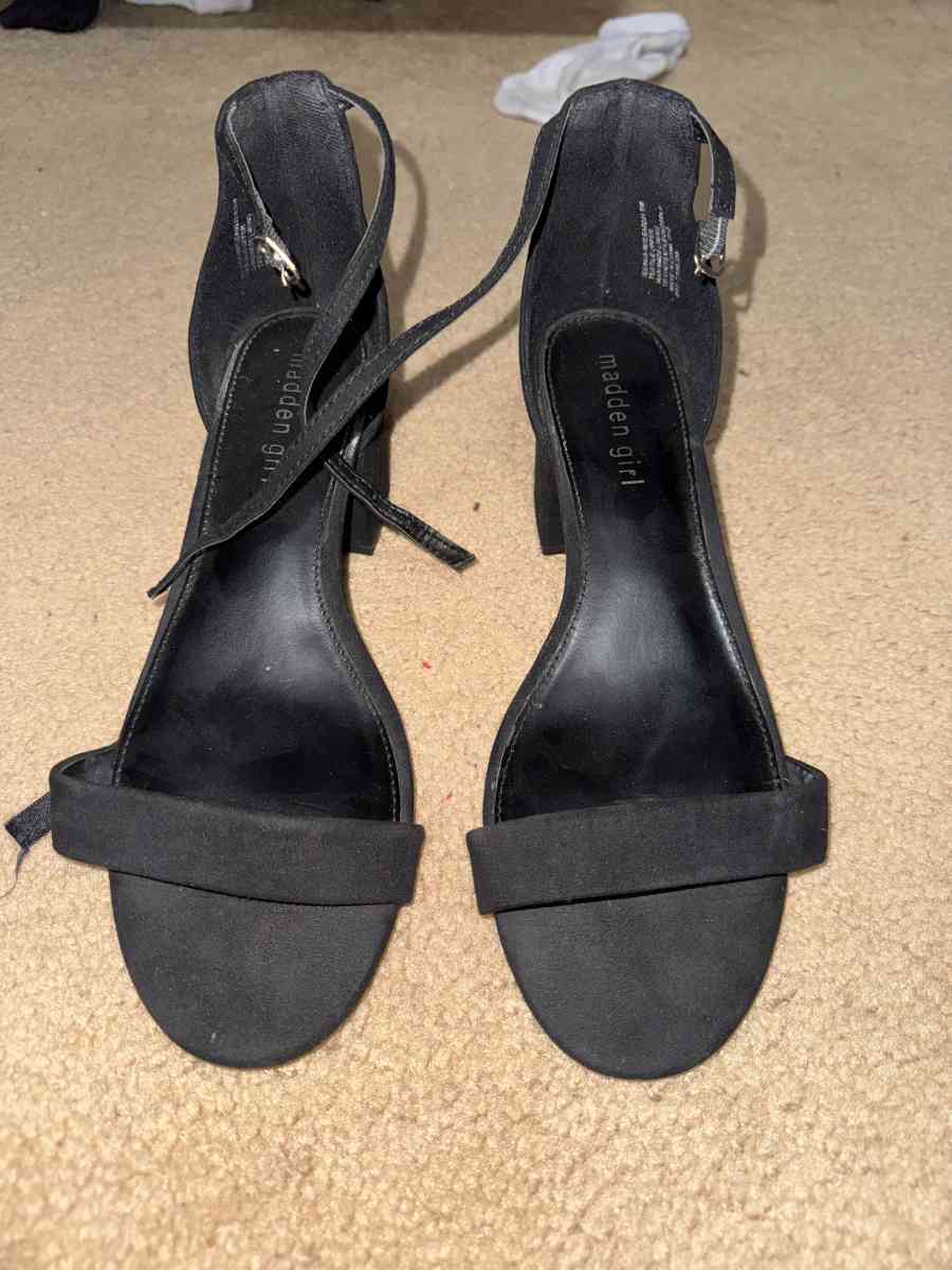 Madden Girl High Heels - Peoria, Arizona - FleaMarketBay