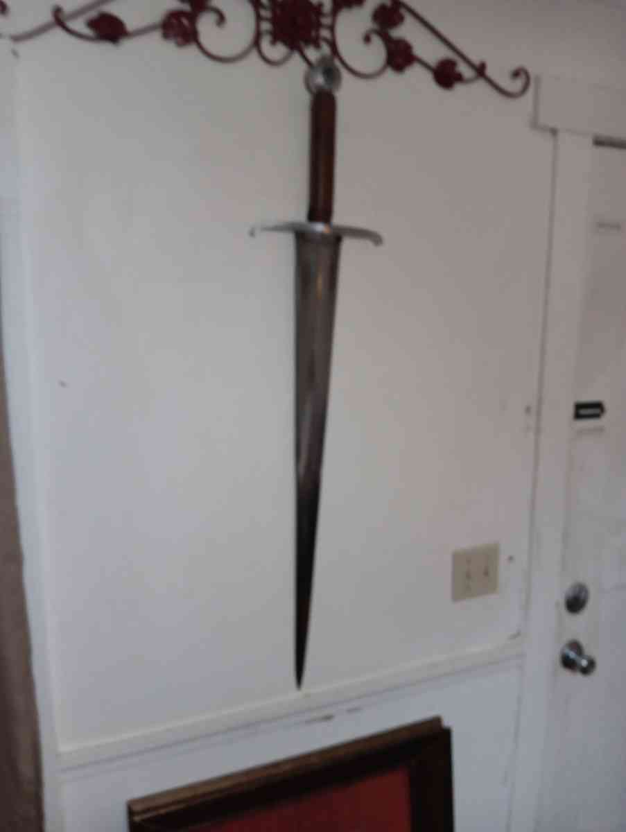 Display medieval longsword - Pensacola, Florida - FleaMarketBay