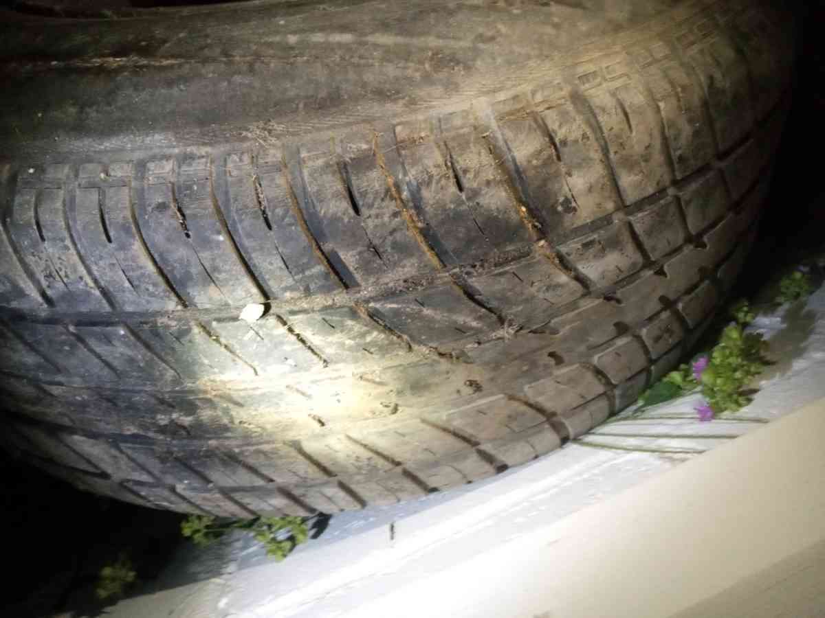 18 in 6 lug Chevy rims x3 - Wichita, Kansas - FleaMarketBay