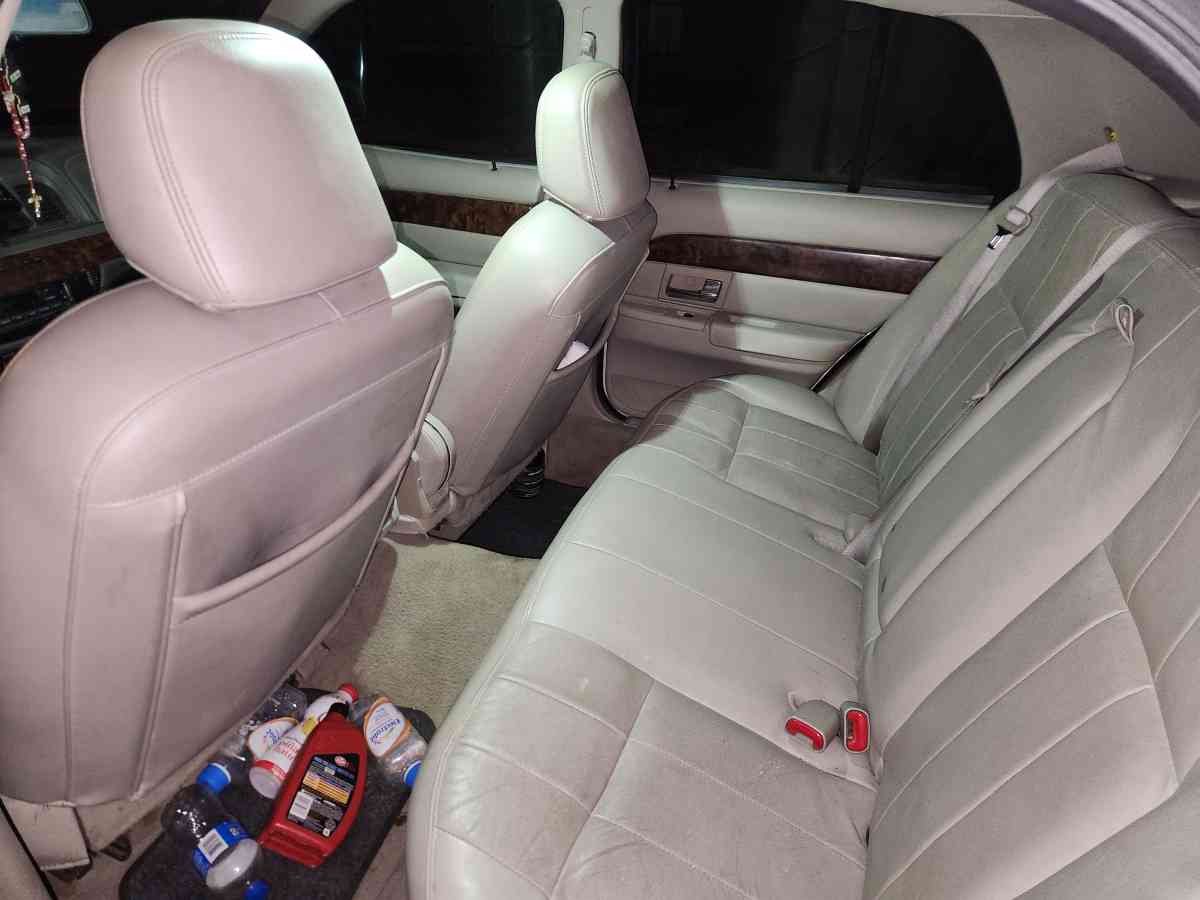 2009 Grand Marquis - Odessa, Texas - FleaMarketBay