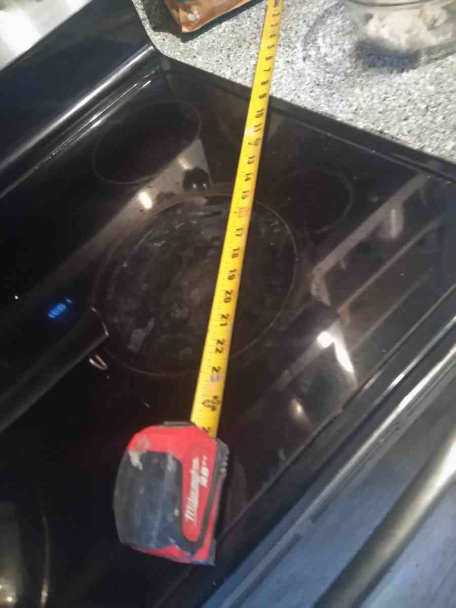 Milwaukee 25ft tape measure - Dallas, Texas - FleaMarketBay
