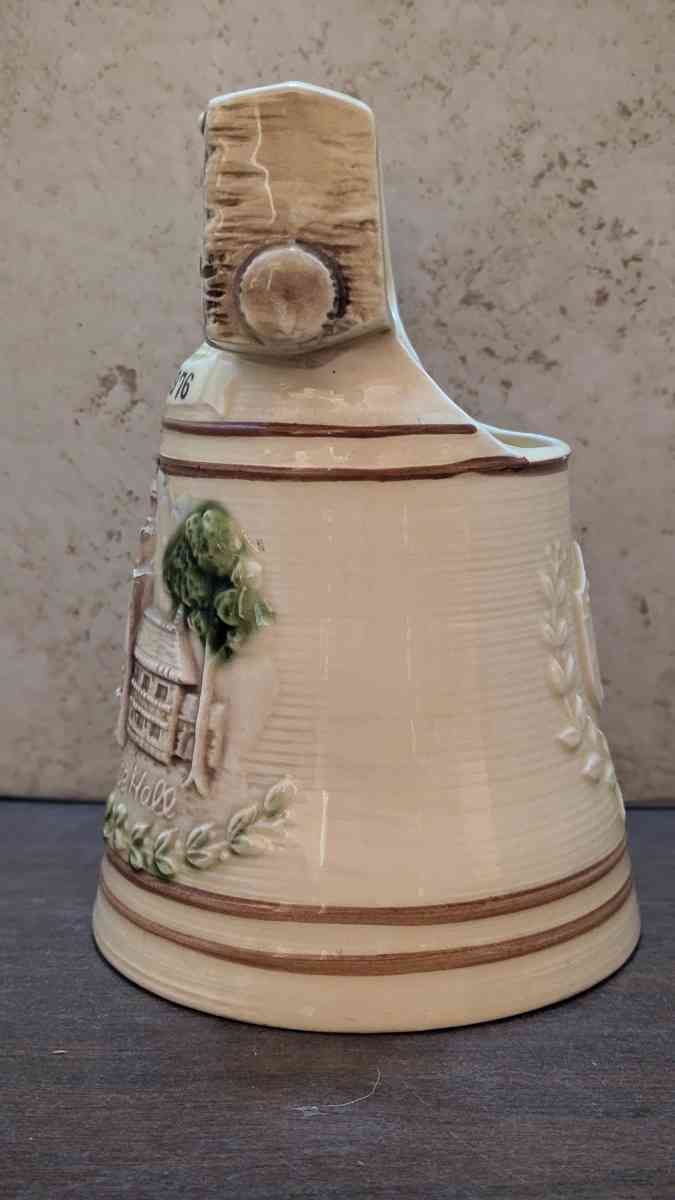 Repo Bicentennial Liberty Bell Planter Beige - Phoenix, Arizona - FleaMarketBay