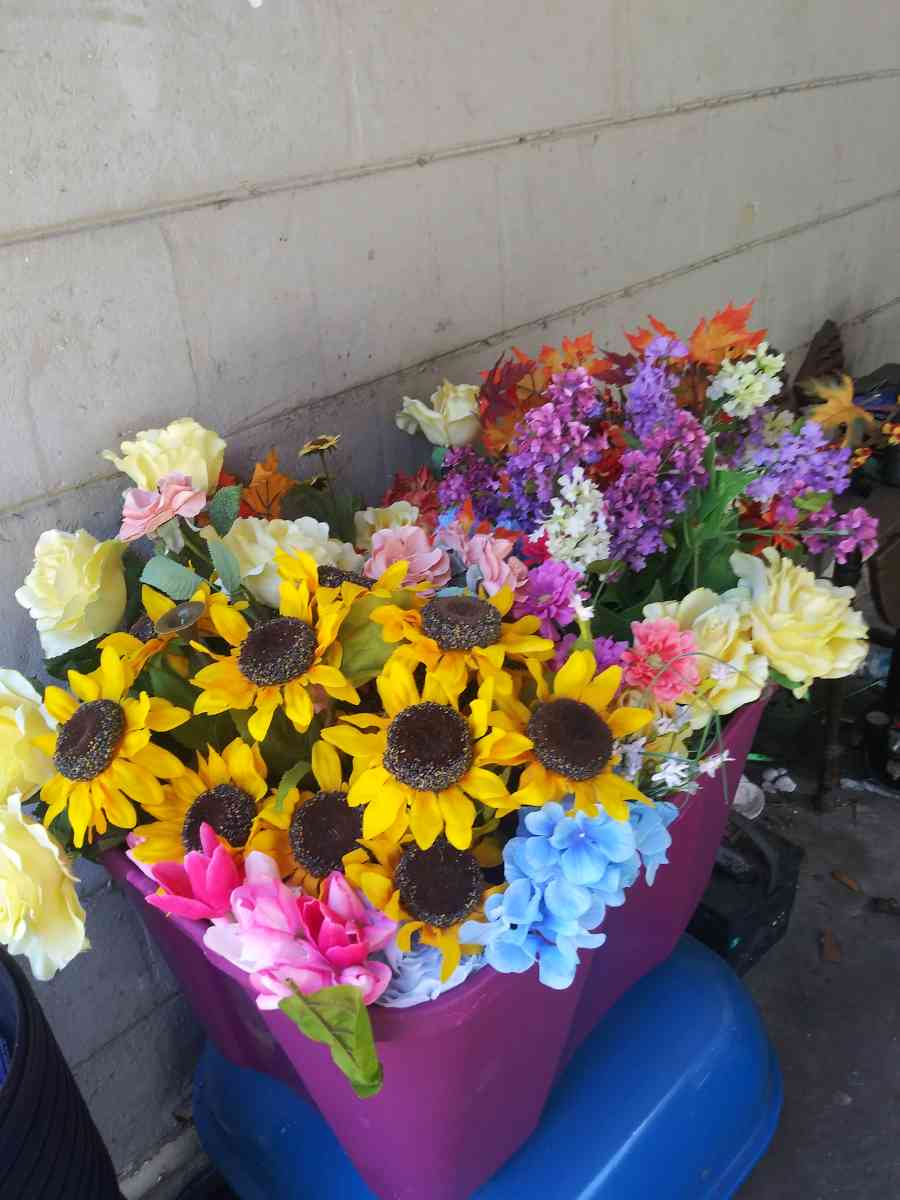 Fake Flowers - Tampa, Florida