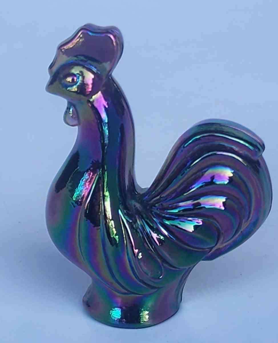 Selection of glass - Mount Pleasant, Pennsylvania - FleaMarketBay