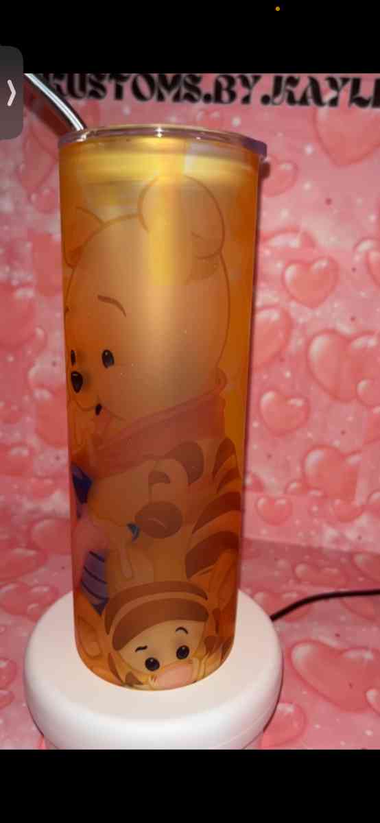 Winnie the Pooh frosted glass tumbler - Oxnard, California - FleaMarketBay