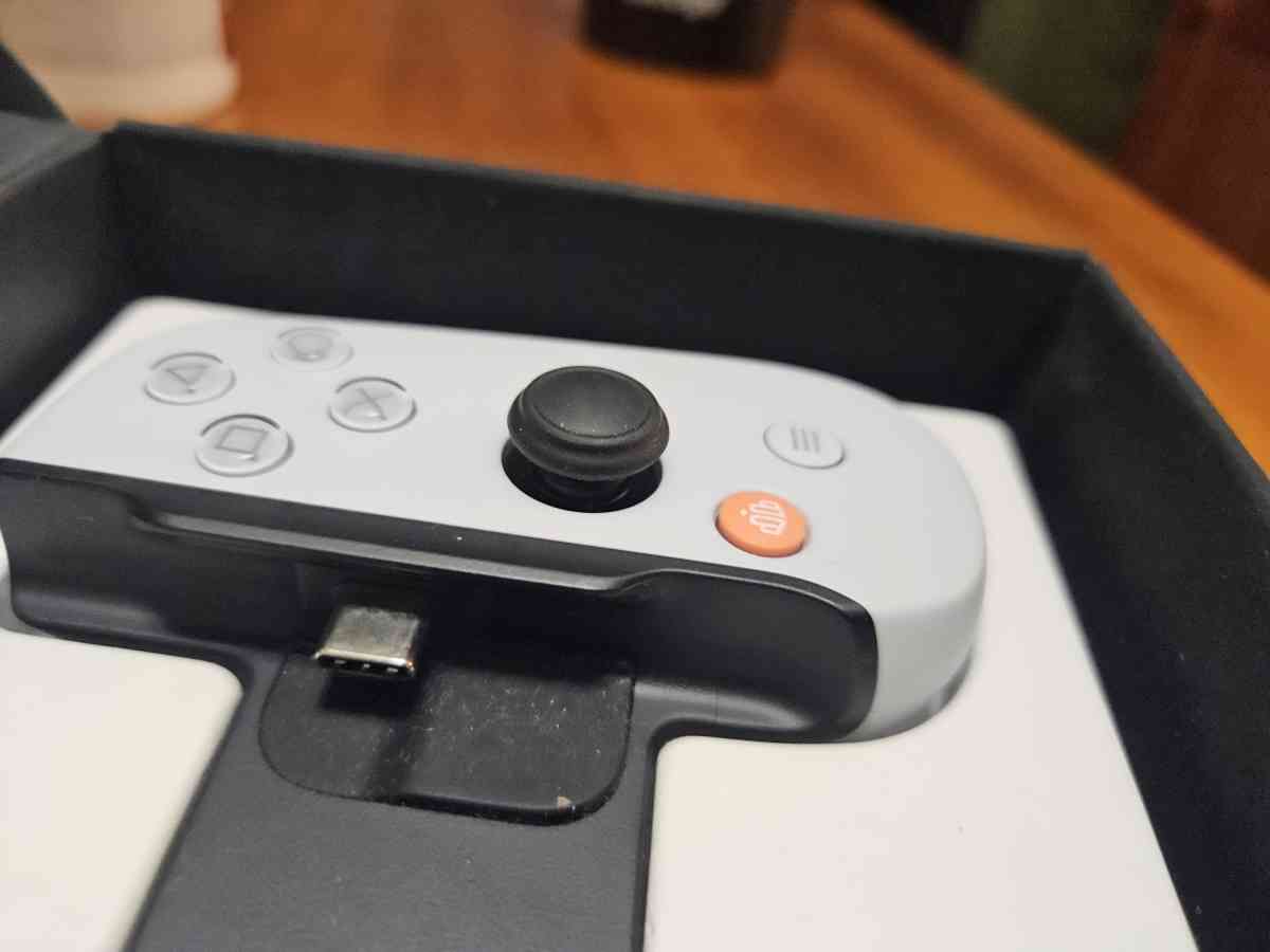 Backbone 2nd Gen One Mobile Gaming - Plainville, Massachusetts - FleaMarketBay