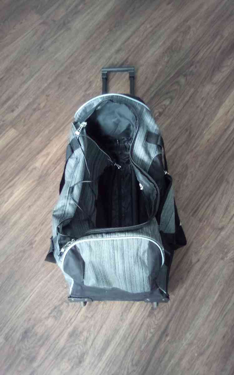 roll duffle bag - Fort Smith, Arkansas - FleaMarketBay