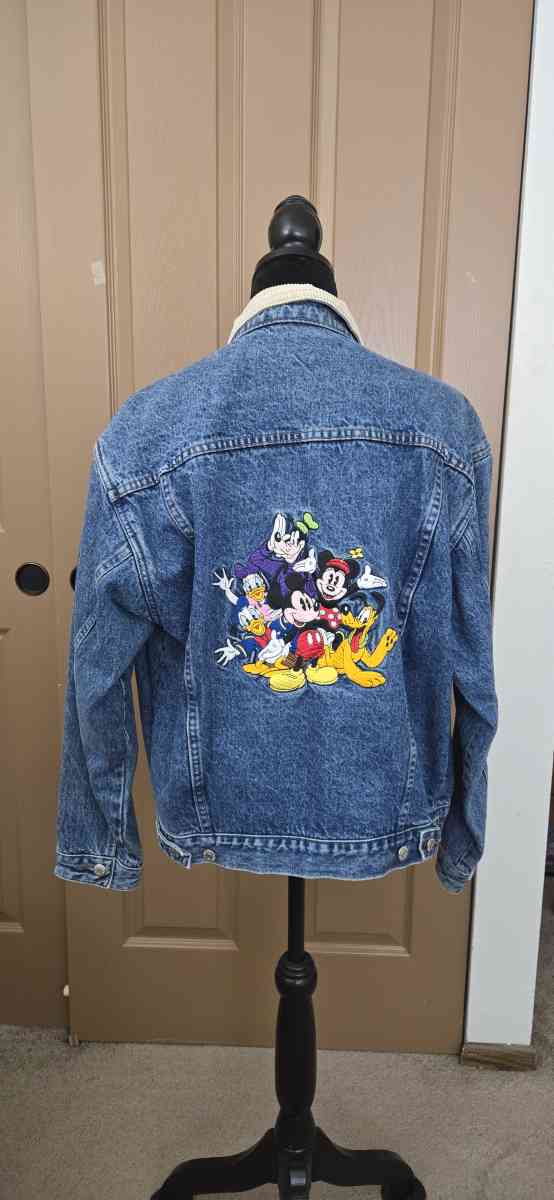 Vintage 90s Embroidery Flannel Lined Disney Store Denim Jack - Ripon, Wisconsin