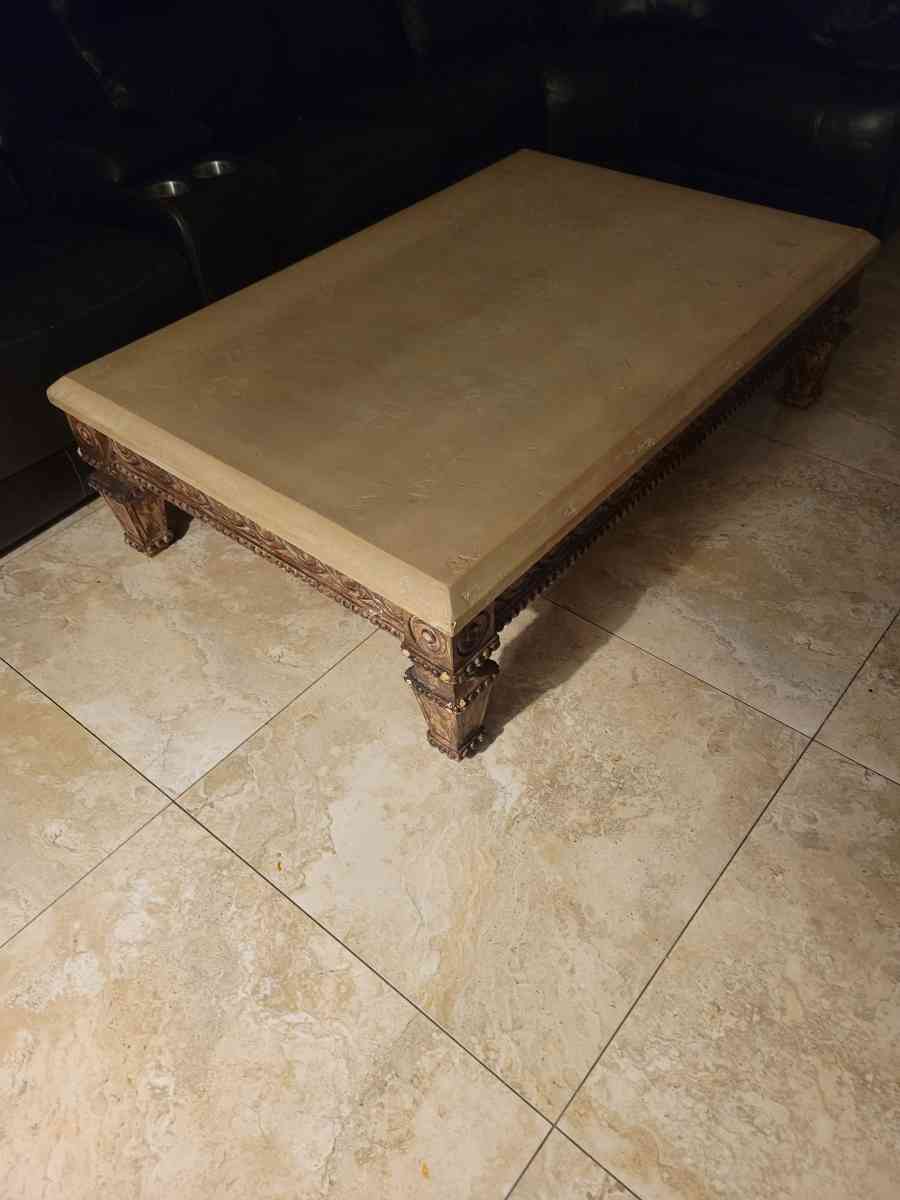 Beautiful unique table - Fort Lauderdale, Florida