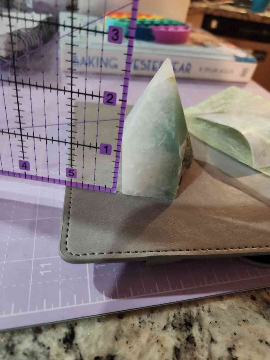 crystals - Lancaster, Massachusetts - FleaMarketBay