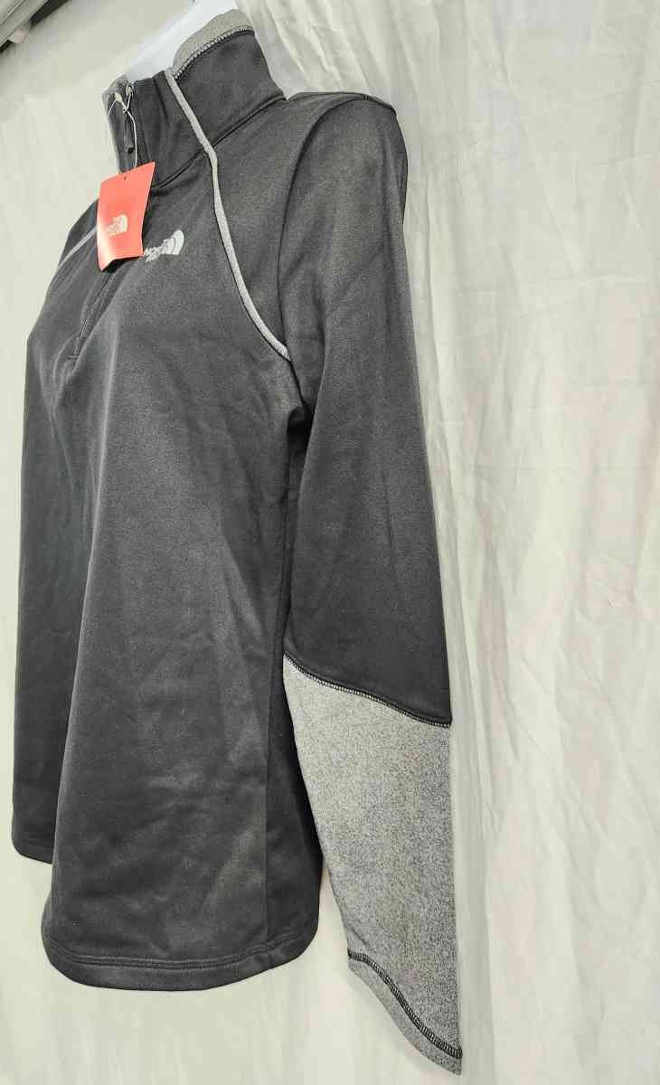 The Northface Athletic Outdoor Womens 100 Cinder Pullover - Kenner, Louisiana - FleaMarketBay