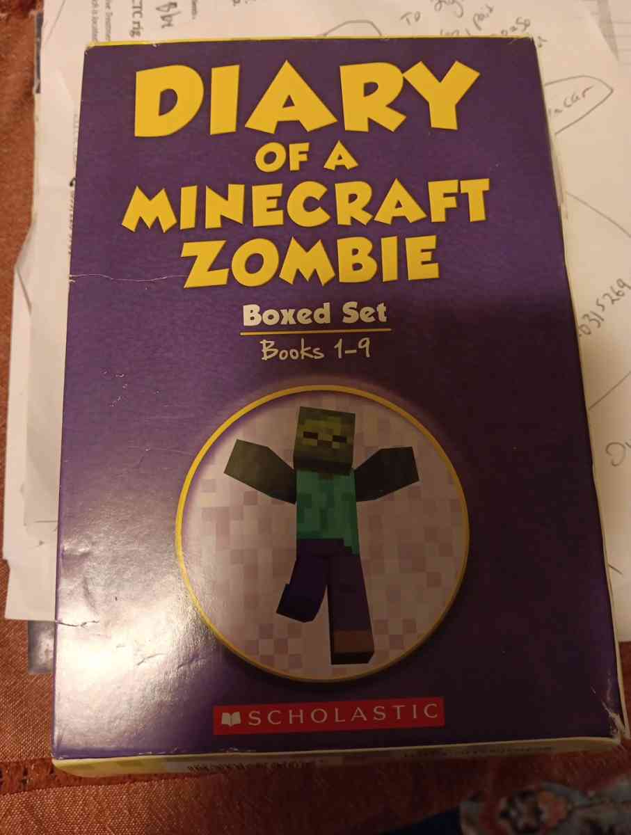 Minecraft zombie set of 9 books - Pensacola, Florida - FleaMarketBay