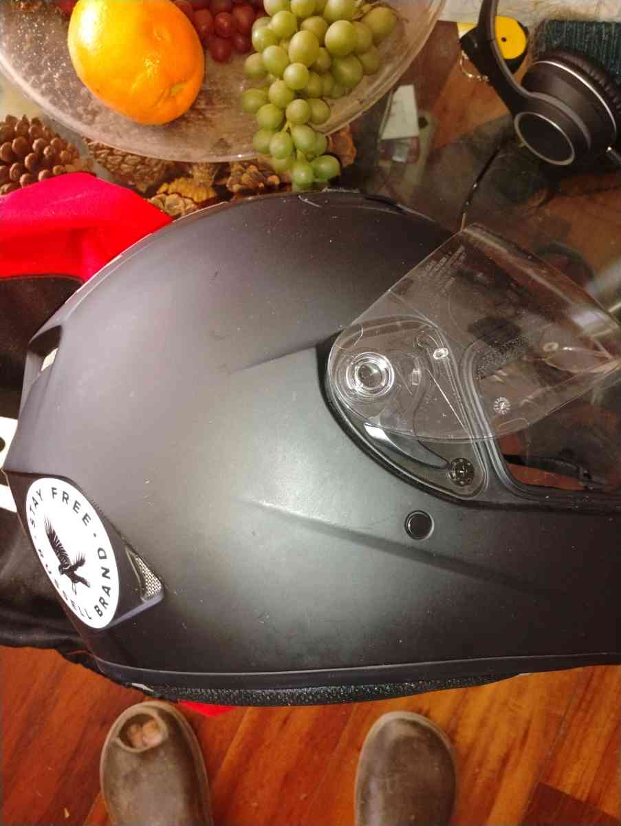built motorcycle helmet - Bowie, Texas - FleaMarketBay