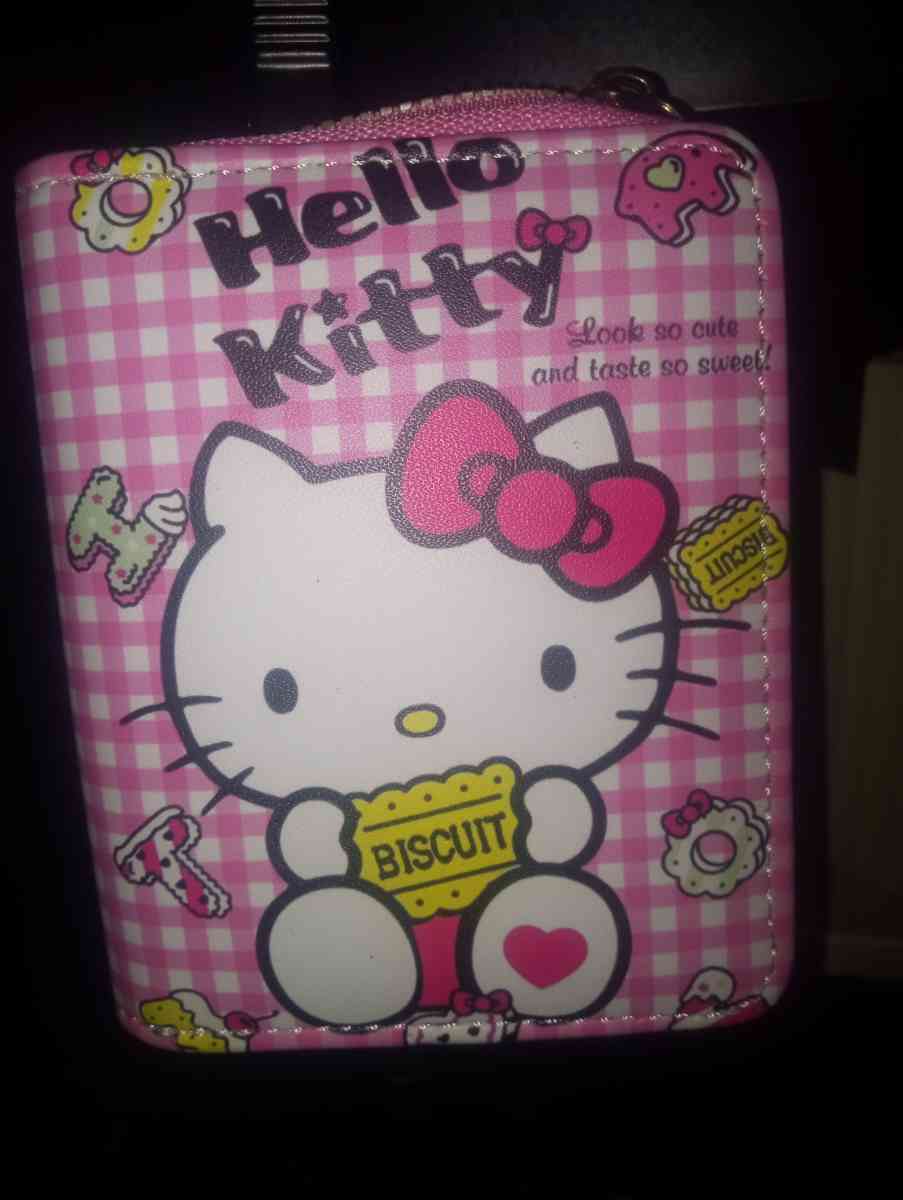 hello kitty wallets - San Antonio, Texas - FleaMarketBay