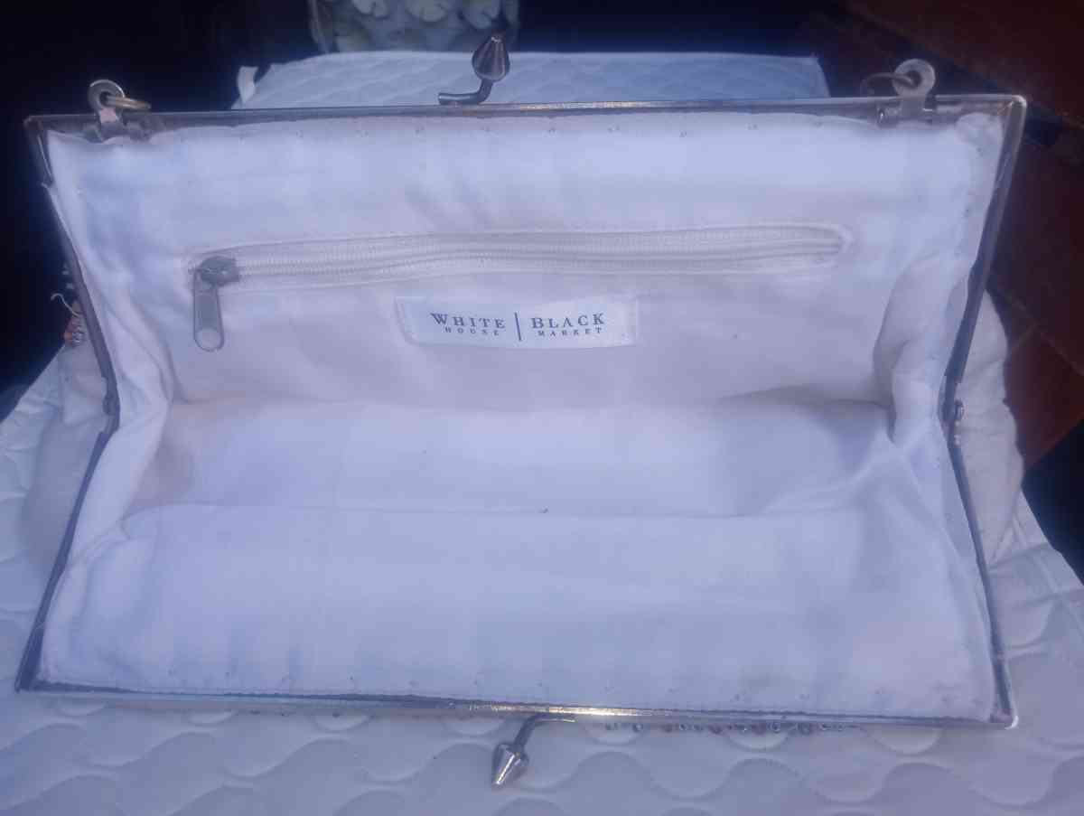 White House Black Market Evening Clutch - Columbus, Ohio - FleaMarketBay