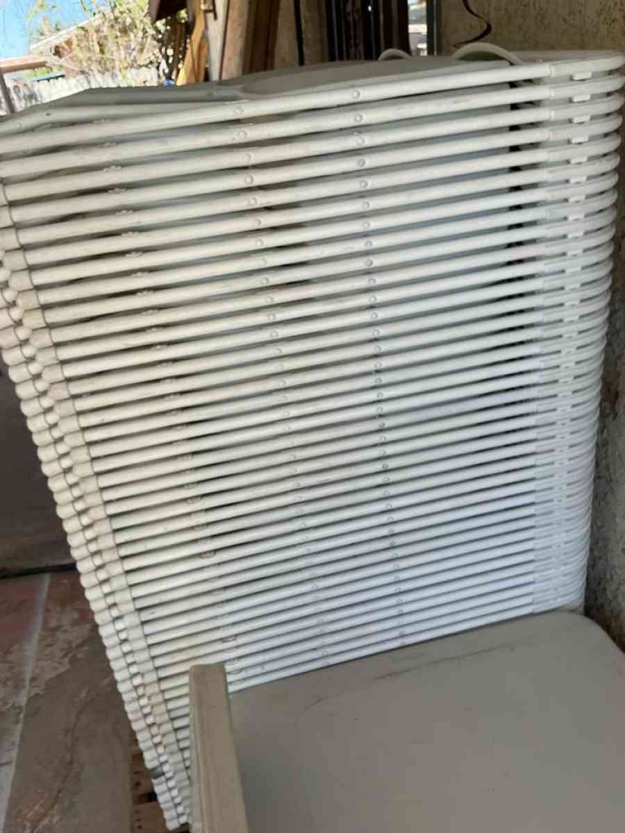 tables and chairs for rent for all events - Las Vegas, Nevada - FleaMarketBay