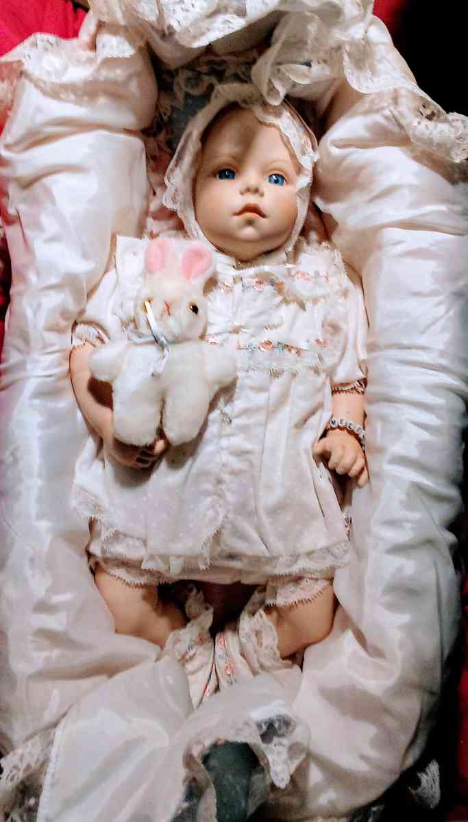 BUNDLE OF JOY PORCELAIN DOLL WITH ALL ACCESSORIES - Alliance, Ohio