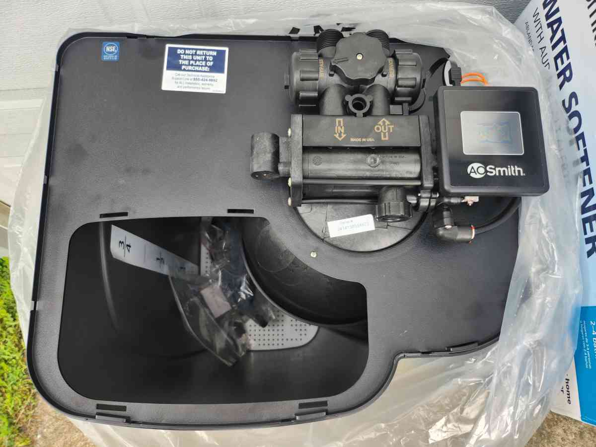 AO Smith Water Softener System - Homosassa, Florida - FleaMarketBay