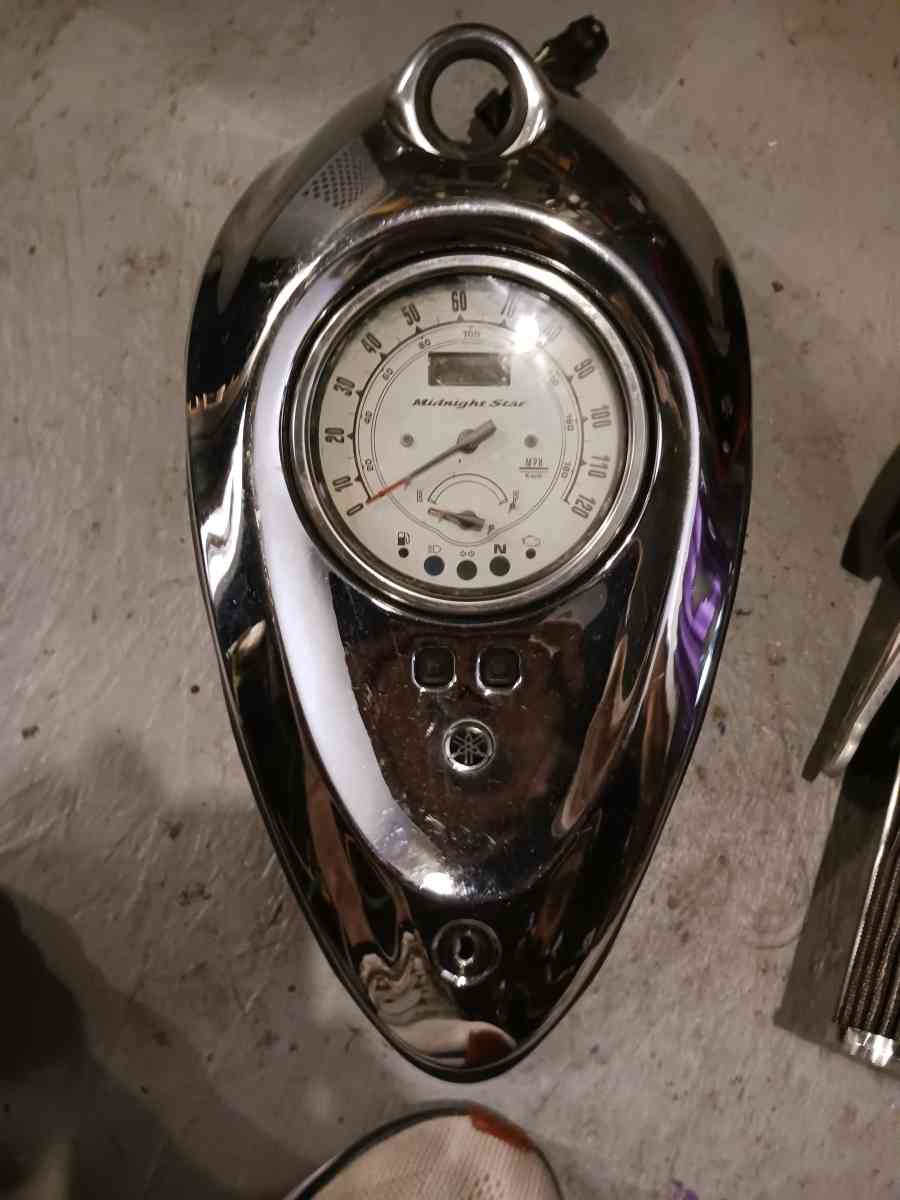 2001 Yamaha road star gauge cluster